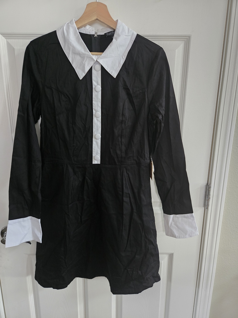 Smak Parlor Retro Inspired Black and White Button Front Mini Dress- Large